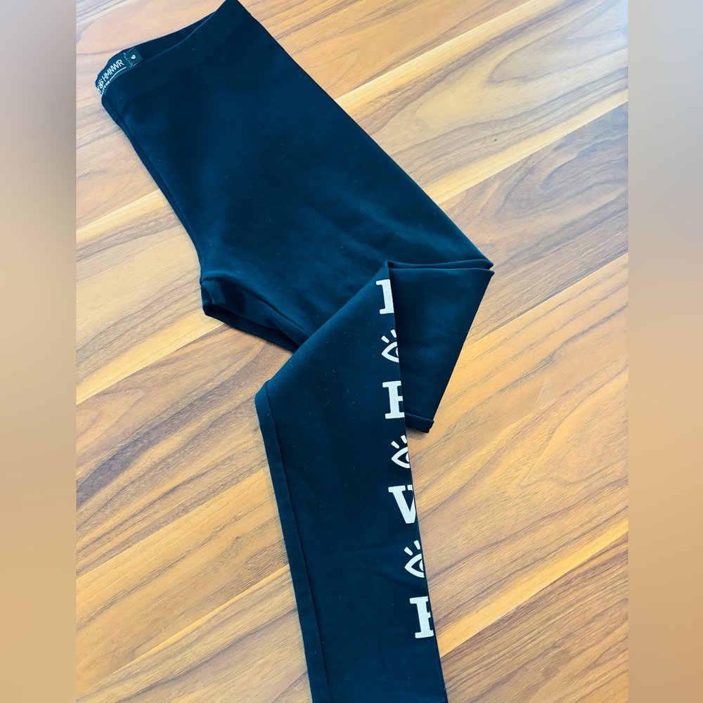 Plenty-Black Legging with Logo on the Leg
